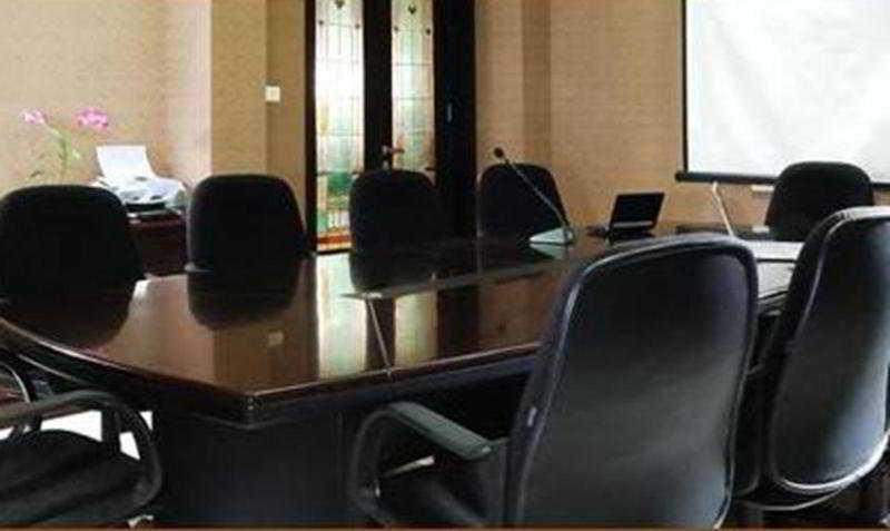 The Palais Dago 3* Bandung